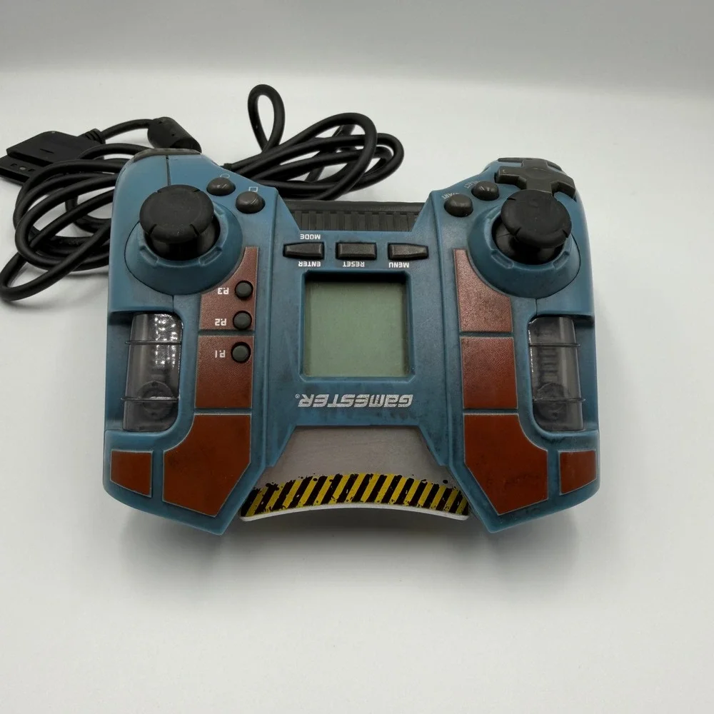 Radica Gamester FPS Master Controller PlayStation 2 PS2 Wired Blue Industrial